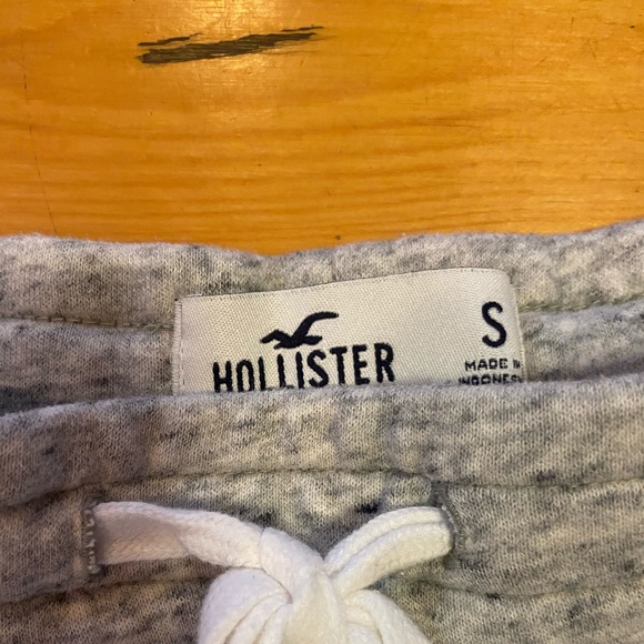 Men’s Hollister Joggers - Picture 3 of 3